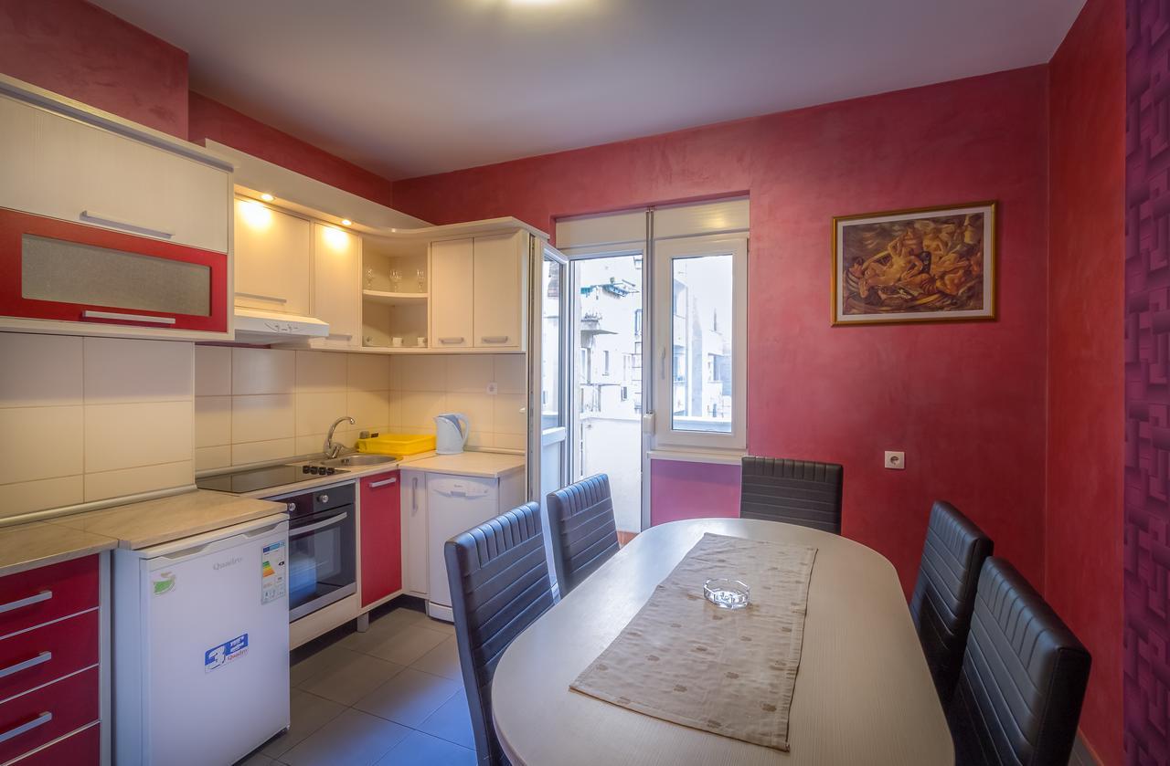 Central Park Family Apartment Beograd Eksteriør billede